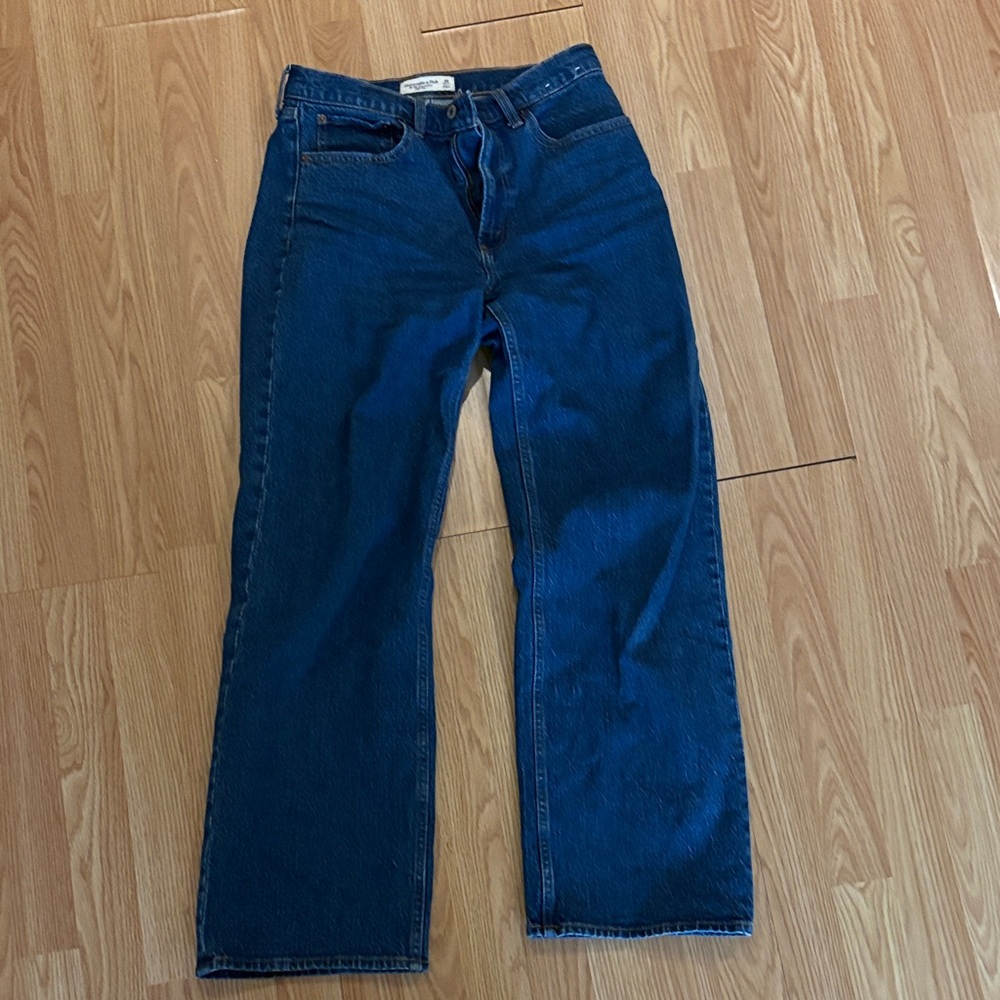 Abercrombie and Fitch 90s high rise relaxed